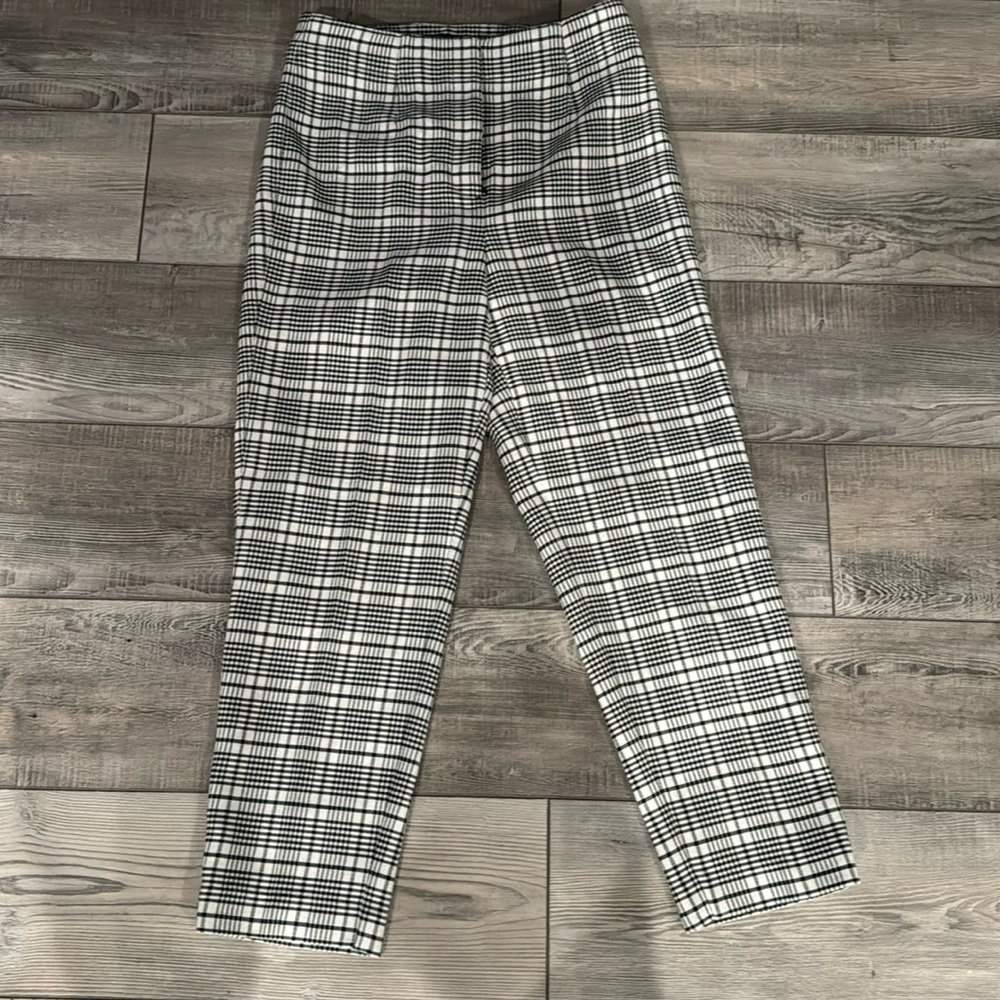 Ann Taylor size 4 pant